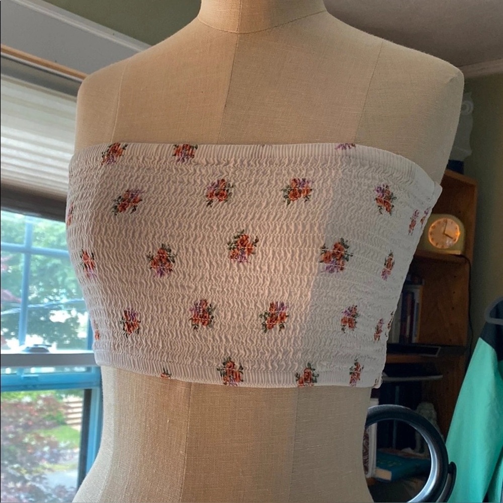 Forever 21 Floral Smocked Crop Top - White